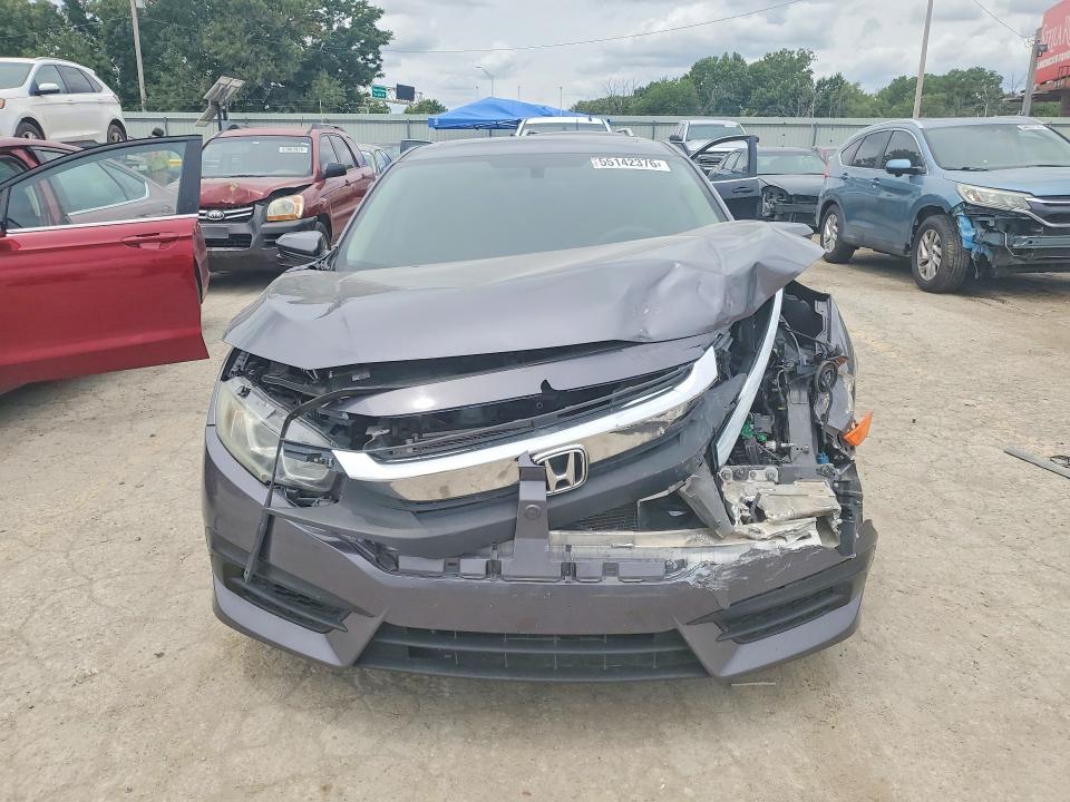 2018 Honda Civic მანქანა იყიდება აუქციონზე, vin: 19XFC2F75JE019444, აუქციონის ნომერი: 55142376