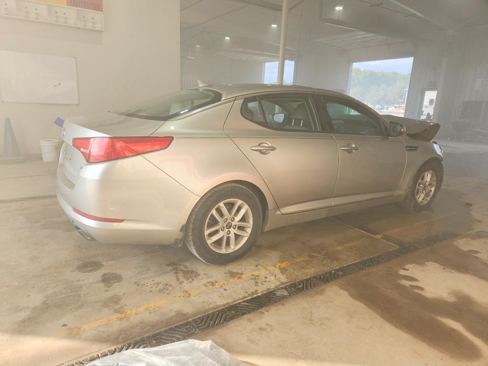 Продажа на аукционе авто 2011 Kia Optima, vin: KNAGM4A7XB5161982, номер лота: 53472686