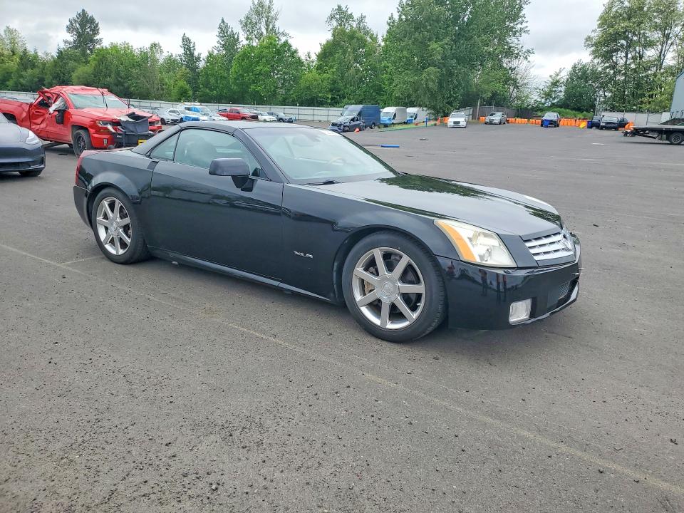 52729976 :رقم المزاد ، 1G6YV34A755603744 vin ، 2005 Cadillac Xlr مزاد بيع