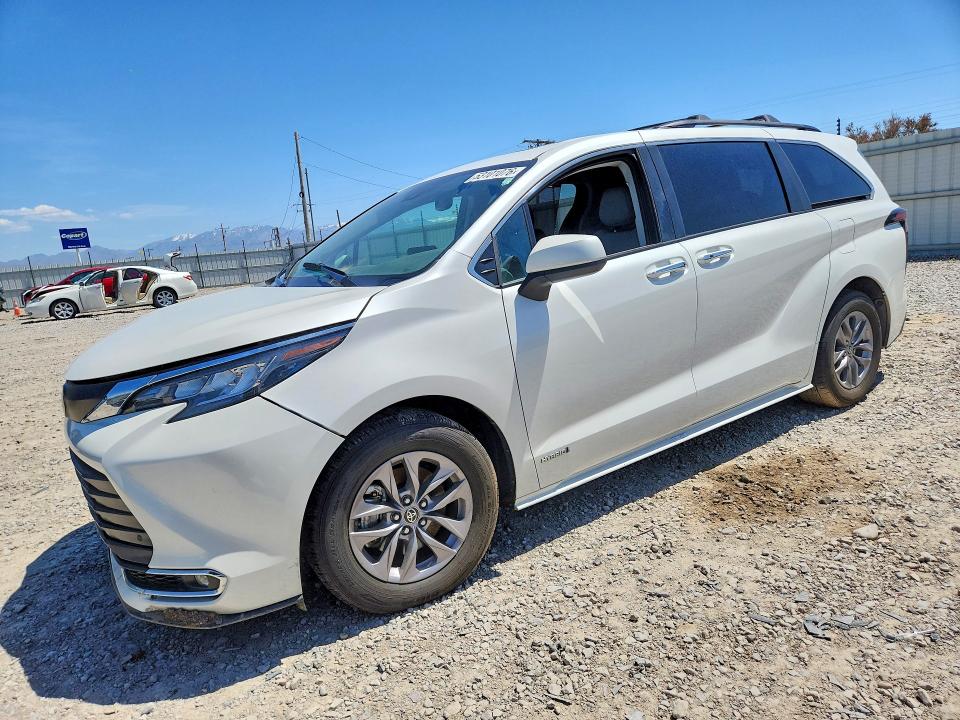 Auction sale of the 2021 Toyota Sienna, vin: 5TDJSKFC4MS027930, lot number: 53101076