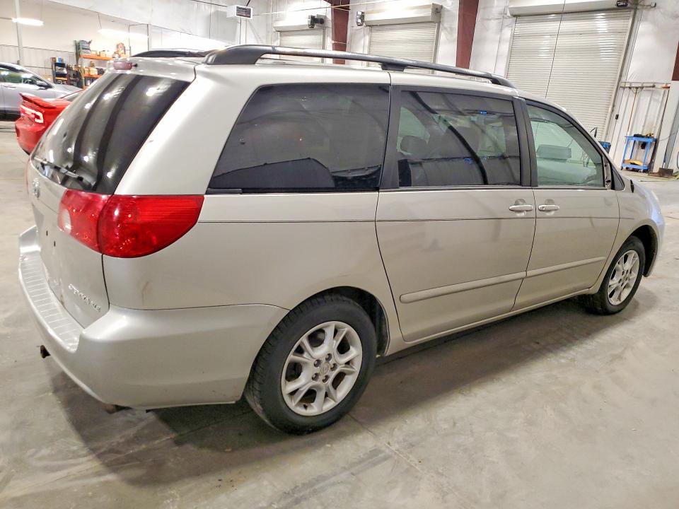 52222946 :رقم المزاد ، 5TDZK23C18S188135 vin ، 2008 Toyota Sienna مزاد بيع