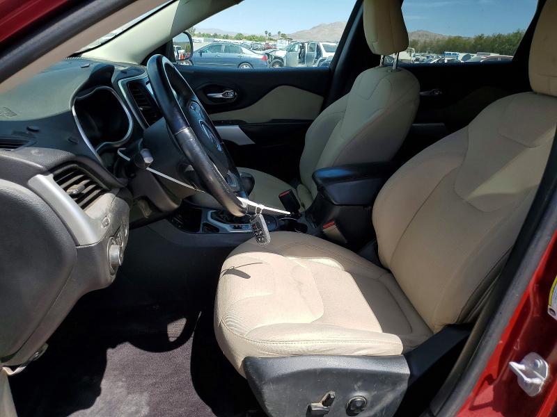 52961666 :رقم المزاد ، 1C4PJLCB5HW592059 vin ، 2017 Jeep Cherokee مزاد بيع