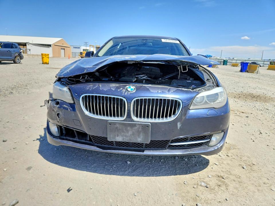 54101876 :رقم المزاد ، WBAFU7C5XBC777816 vin ، 2011 Bmw 535 مزاد بيع