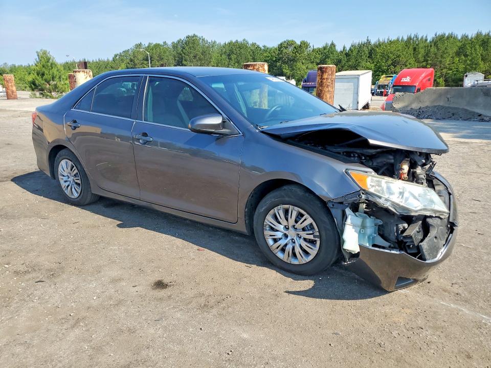 2014 Toyota Camry მანქანა იყიდება აუქციონზე, vin: 4T1BF1FK0EU768692, აუქციონის ნომერი: 54600006