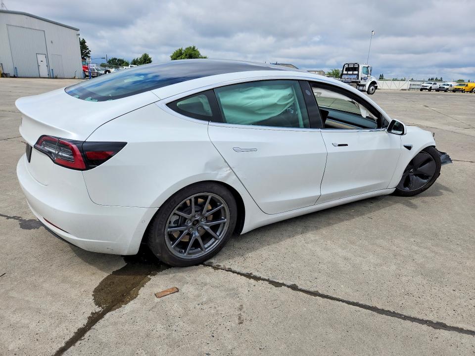 52557256 :رقم المزاد ، 5YJ3E1EA3LF804577 vin ، 2020 Tesla Model 3 مزاد بيع