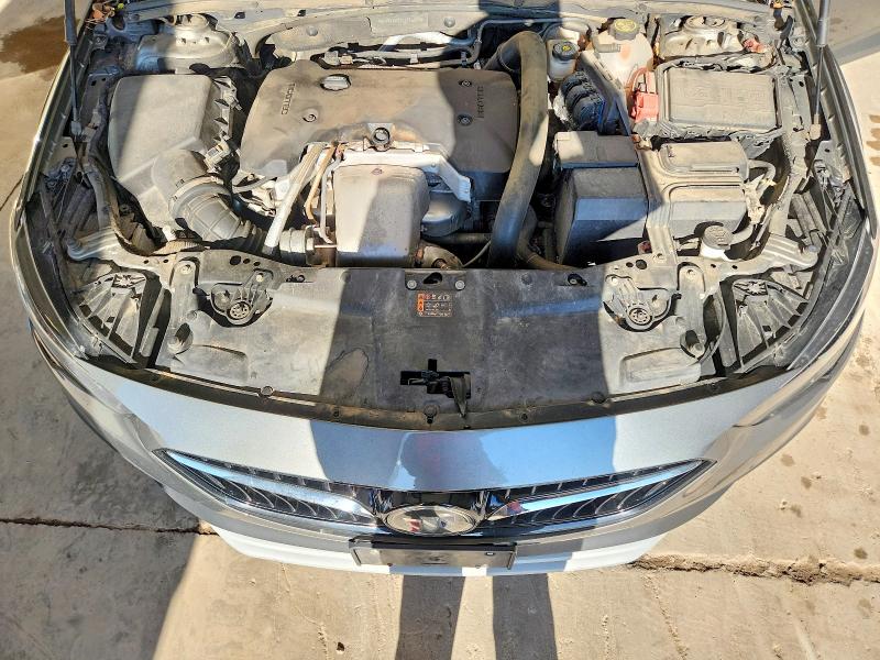 Auction sale of the 2018 Buick Regal Tourx, vin: W04GV8SX7J1174257, lot number: 52503686