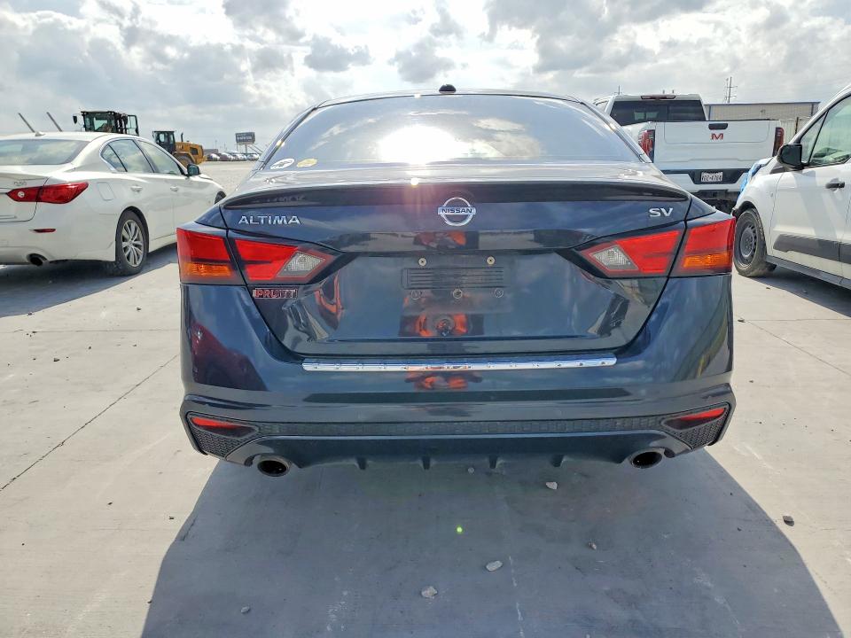 Продажа на аукционе авто 2019 Nissan Altima, vin: 1N4BL4DV1KC141146, номер лота: 53132726