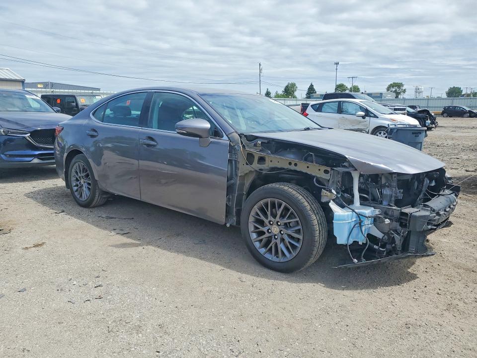54620546 :رقم المزاد ، 58ABK1GG1JU081102 vin ، 2018 Lexus Es مزاد بيع