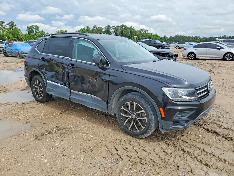 Продажа на аукционе авто 2021 Volkswagen Tiguan, vin: 3VV2B7AX3MM119902, номер лота: 55103566