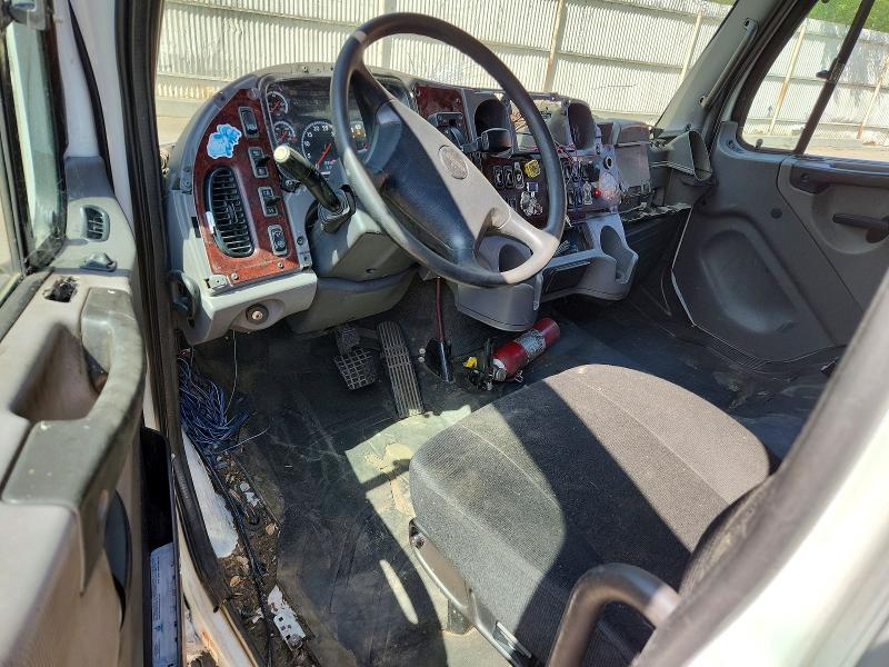 2015 Frht - Freightliner M2 მანქანა იყიდება აუქციონზე, vin: 1FVACWDT9FHGK4027, აუქციონის ნომერი: 49986336