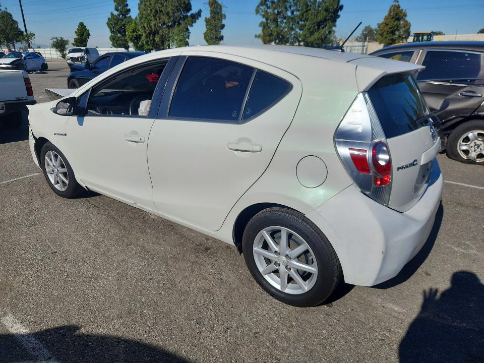 Продажа на аукционе авто 2014 Toyota Prius C, vin: JTDKDTB32E1064371, номер лота: 52097536