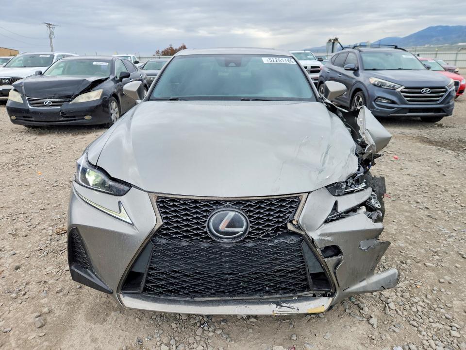 2017 Lexus Is მანქანა იყიდება აუქციონზე, vin: JTHBA1D27H5047773, აუქციონის ნომერი: 52261766
