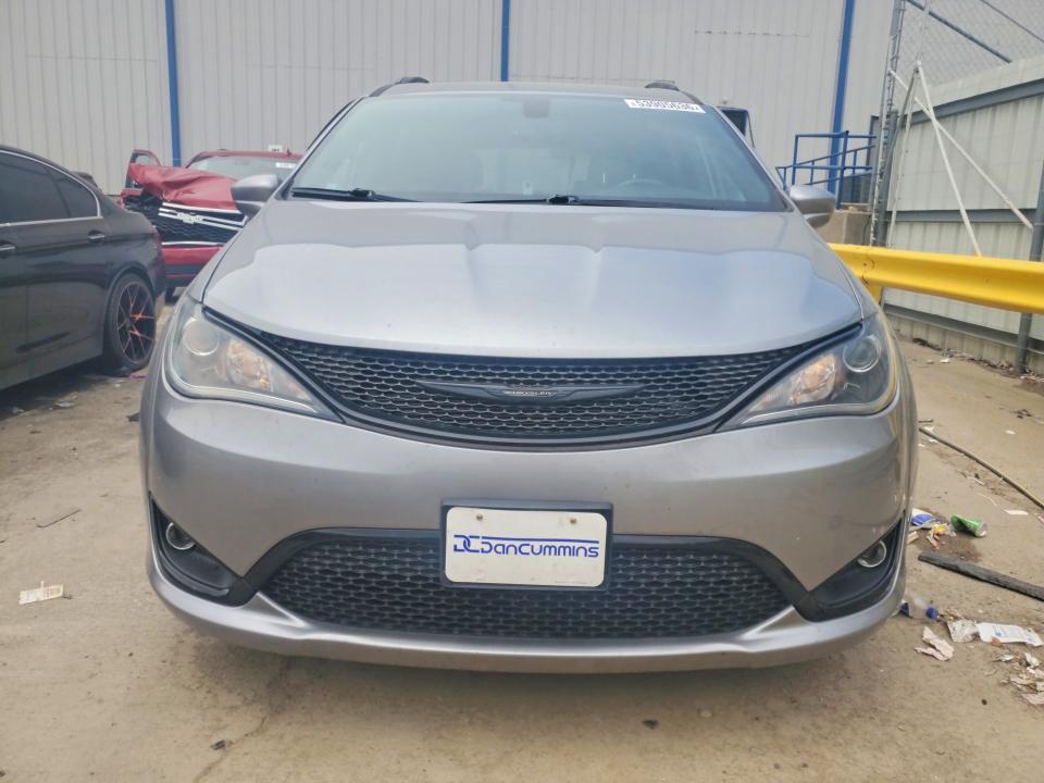 2020 Chrysler Pacifica მანქანა იყიდება აუქციონზე, vin: 2C4RC1BGXLR173257, აუქციონის ნომერი: 53905636