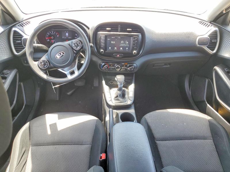 2021 Kia Soul მანქანა იყიდება აუქციონზე, vin: KNDJ23AU1M7130948, აუქციონის ნომერი: 54982866
