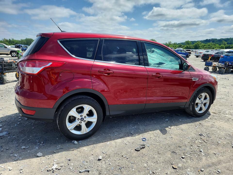 2015 Ford Escape მანქანა იყიდება აუქციონზე, vin: 1FMCU0G79FUA38229, აუქციონის ნომერი: 54412376