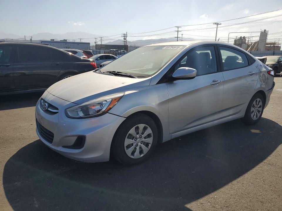 2015 Hyundai Accent მანქანა იყიდება აუქციონზე, vin: KMHCT4AE4FU795024, აუქციონის ნომერი: 53734976