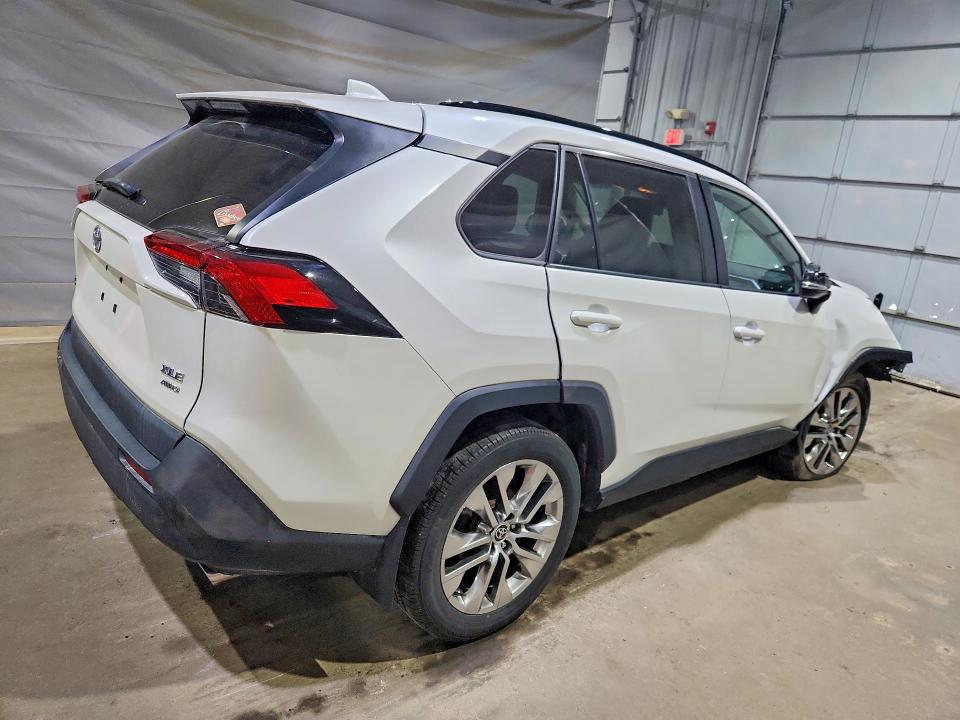 54851726 :رقم المزاد ، 2T3A1RFV7MW229415 vin ، 2021 Toyota Rav4 مزاد بيع