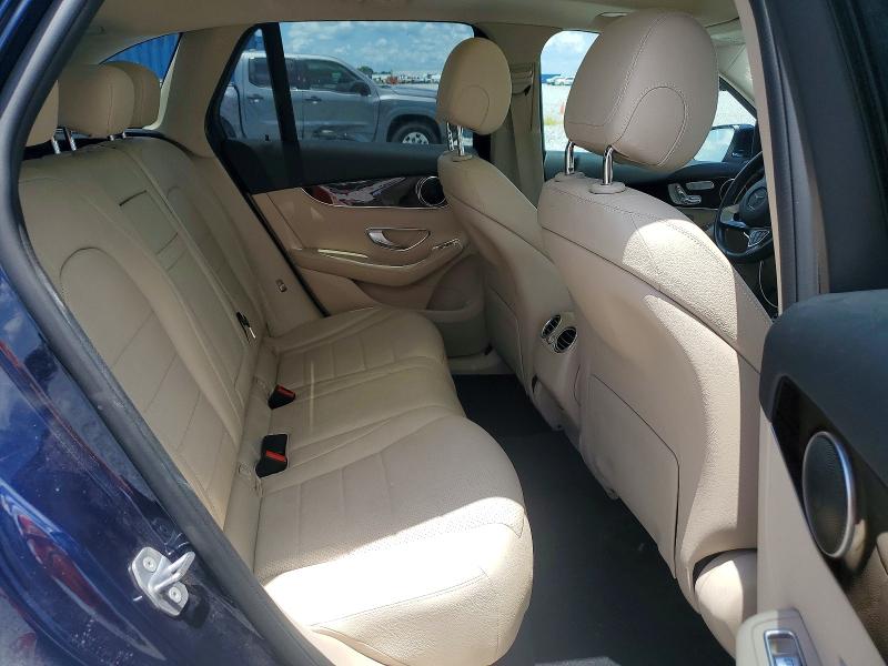 53930846 :رقم المزاد ، WDC0G4KB6HF254669 vin ، 2017 Mercedes-benz Glc مزاد بيع