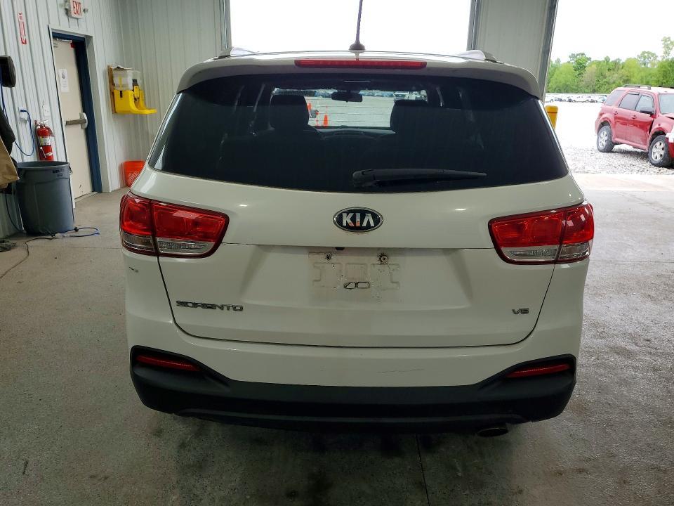54860596 :رقم المزاد ، 5XYPGDA58HG216227 vin ، 2017 Kia Sorento مزاد بيع