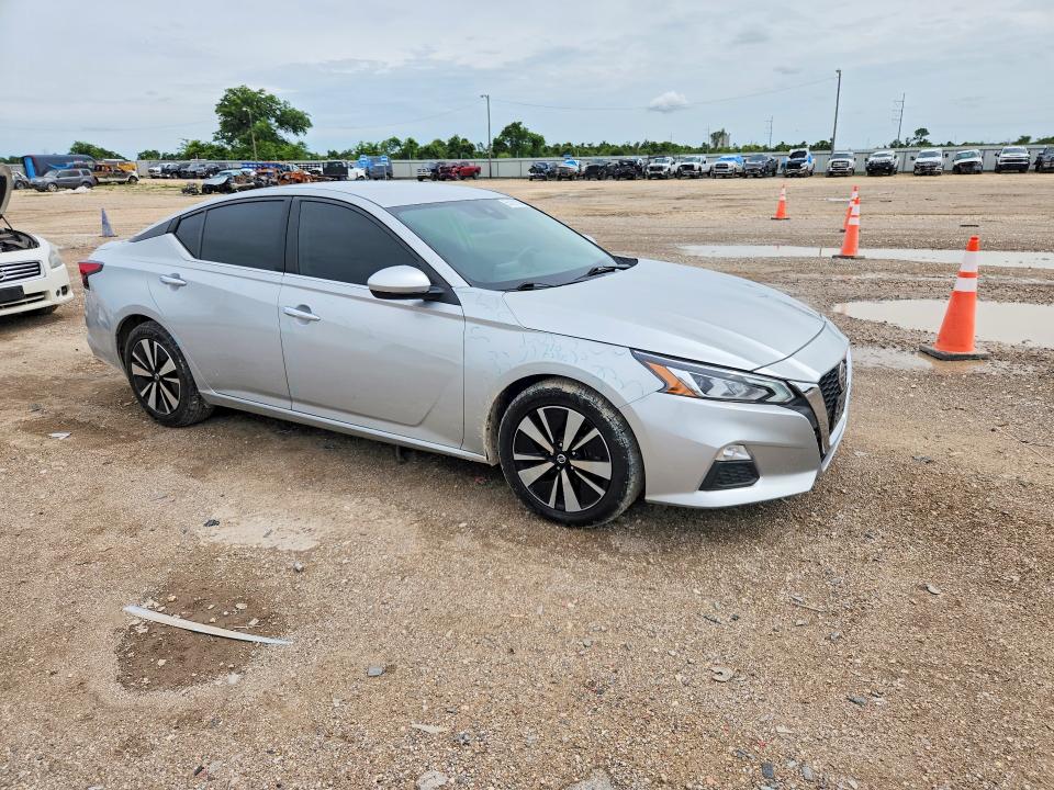 55101146 :رقم المزاد ، 1N4BL4DV7MN342301 vin ، 2021 Nissan Altima مزاد بيع