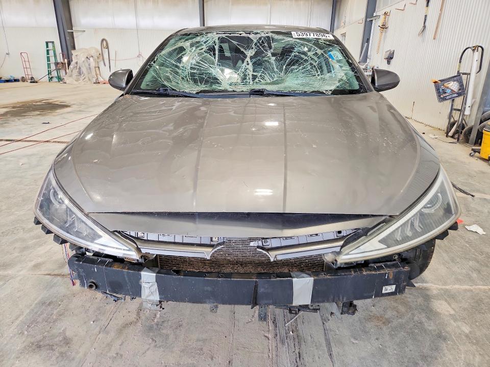 53977896 :رقم المزاد ، 5NPD84LF5LH536385 vin ، 2020 Hyundai Elantra مزاد بيع