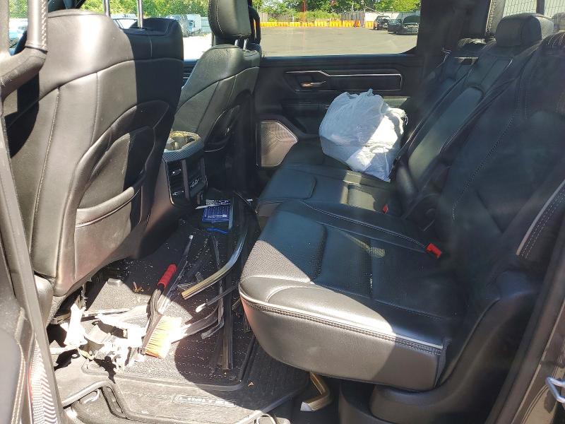 53763576 :رقم المزاد ، 1C6SRFHT8KN572799 vin ، 2019 Ram 1500 مزاد بيع