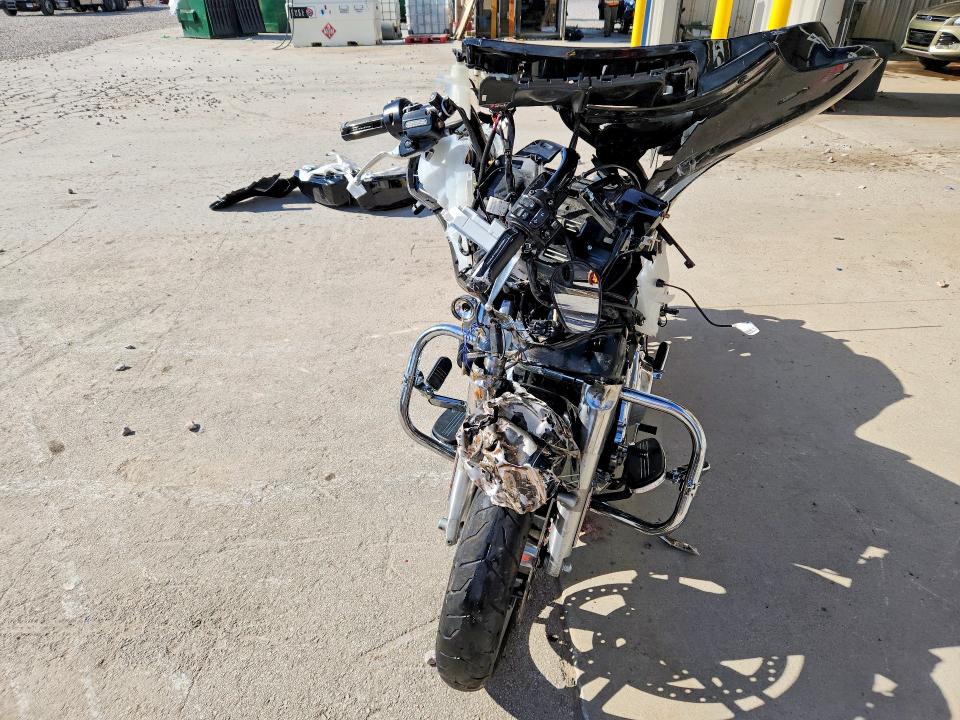 2014 Harley-davidson Flhxs მანქანა იყიდება აუქციონზე, vin: 1HD1KRM11EB706720, აუქციონის ნომერი: 52326116