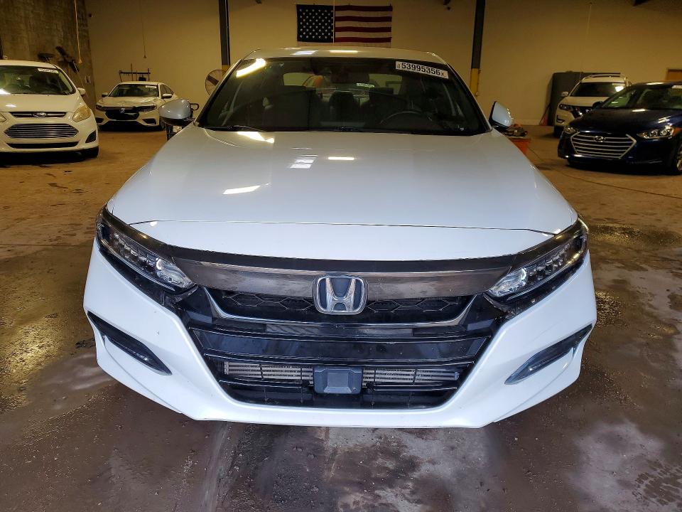 Продажа на аукционе авто 2019 Honda Accord, vin: 1HGCV1F33KA009022, номер лота: 53995356
