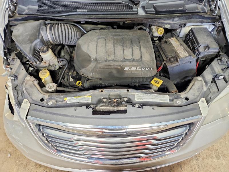2011 Chrysler Town & Country მანქანა იყიდება აუქციონზე, vin: 2A4RR8DG0BR631594, აუქციონის ნომერი: 55288176