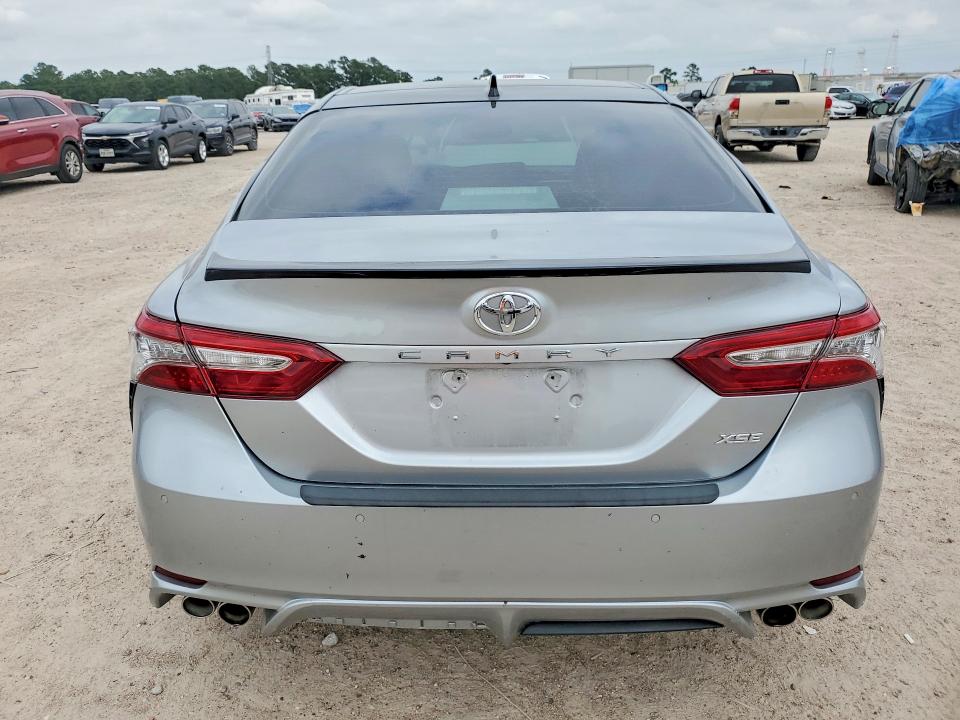 Aukcja sprzedaży 2018 Toyota Camry, vin: 4T1BZ1HK3JU020744, numer aukcji: 52536666