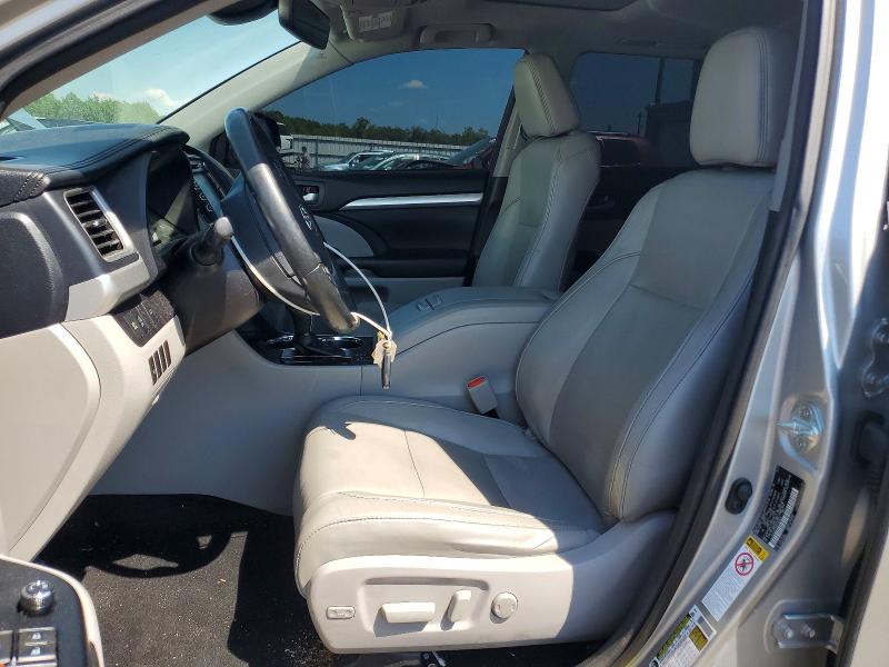 Продажа на аукционе авто 2017 Toyota Highlander, vin: 5TDJZRFHXHS381022, номер лота: 54047156