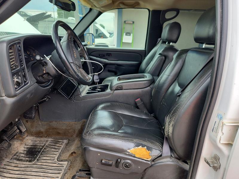 52735826 :رقم المزاد ، 1GTGK23U54F233572 vin ، 2004 Gmc Sierra مزاد بيع