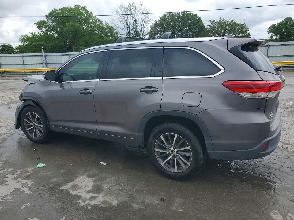 54434836 :رقم المزاد ، 5TDKZRFH0JS532752 vin ، 2018 Toyota Highlander مزاد بيع
