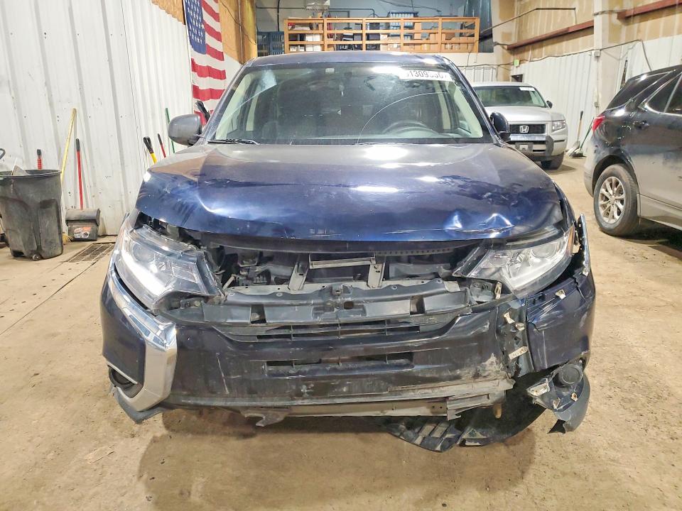 Продажа на аукционе авто 2018 Mitsubishi Outlander, vin: JA4AZ3A3XJZ058029, номер лота: 51309336
