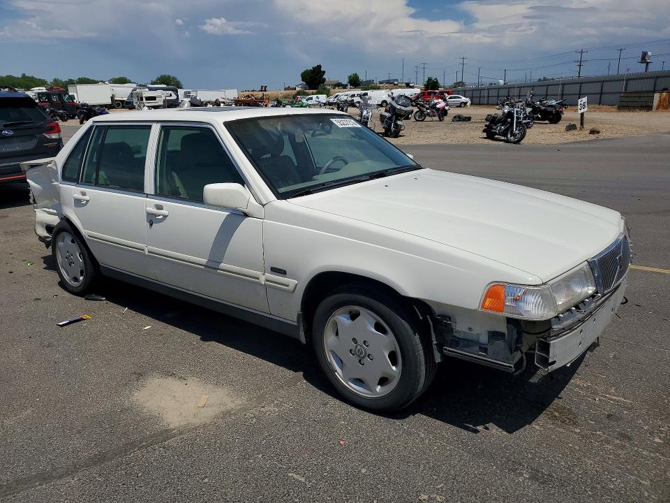 1998 Volvo S90 მანქანა იყიდება აუქციონზე, vin: YV1KS9601W1139193, აუქციონის ნომერი: 55237216