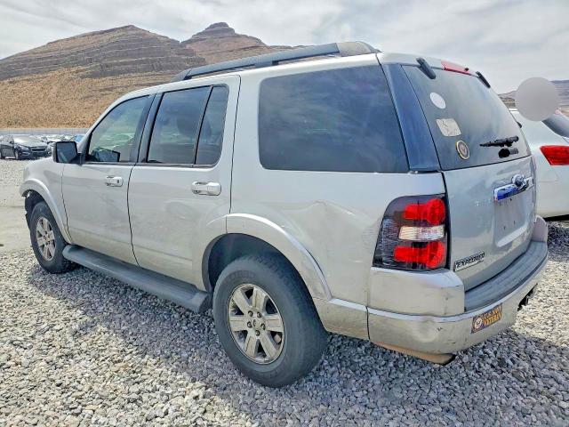 52205876 :رقم المزاد ، 1FMEU73E39UA11019 vin ، 2009 Ford Explorer مزاد بيع