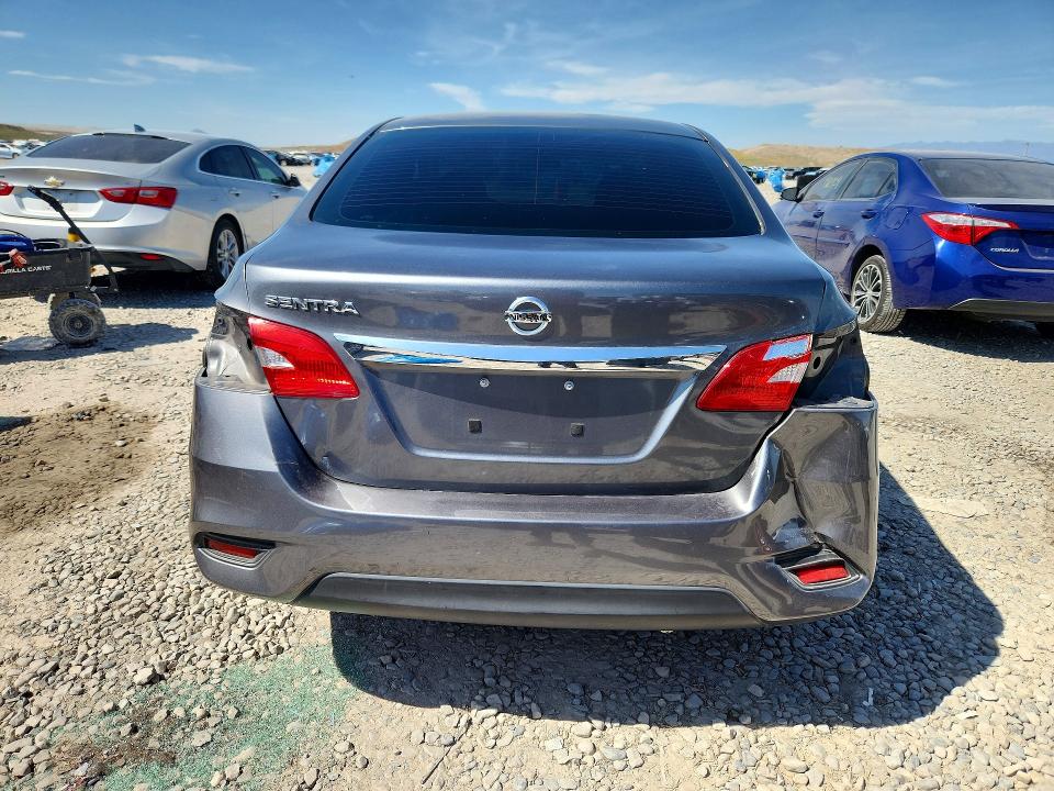 Продажа на аукционе авто 2017 Nissan Sentra, vin: 3N1AB7AP0HY256873, номер лота: 52749806
