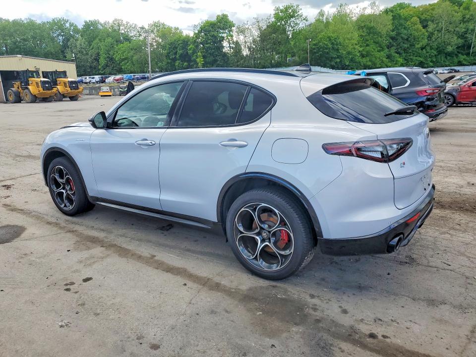 Aukcja sprzedaży 2025 Alfa Romeo Stelvio, vin: ZASPAKAN4S7D96811, numer aukcji: 55352256