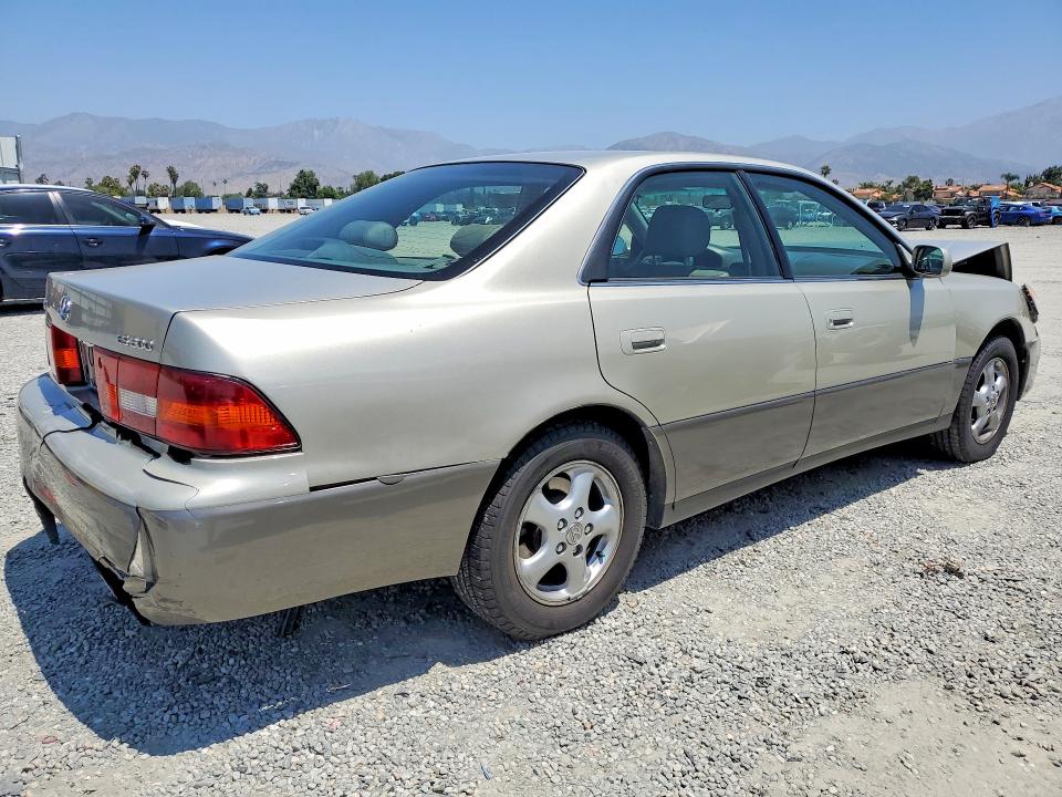 52876566 :رقم المزاد ، JT8BF28G0W5044059 vin ، 1998 Lexus Es مزاد بيع