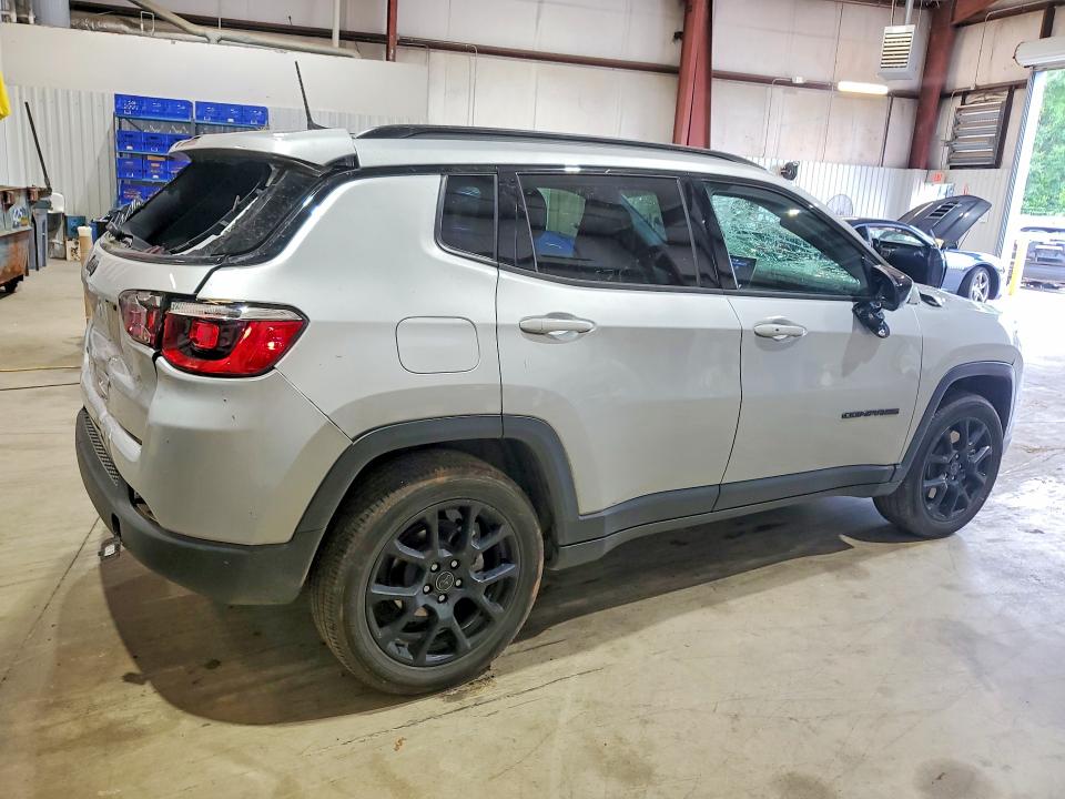 2026 Jeep Compass მანქანა იყიდება აუქციონზე, vin: 3C4NJDBN8TT160606, აუქციონის ნომერი: 55622536