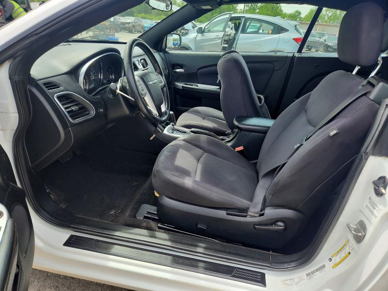 Продажа на аукционе авто 2013 Chrysler 200, vin: 1C3BCBEBXDN526770, номер лота: 54325226