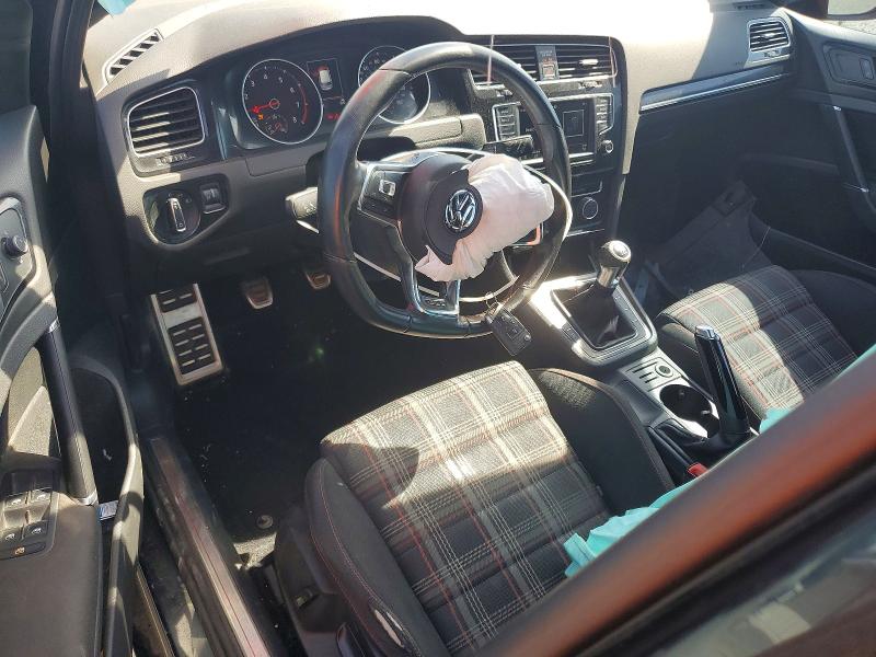 55202476 :رقم المزاد ، 3VW547AU9HM060532 vin ، 2017 Volkswagen Gti مزاد بيع