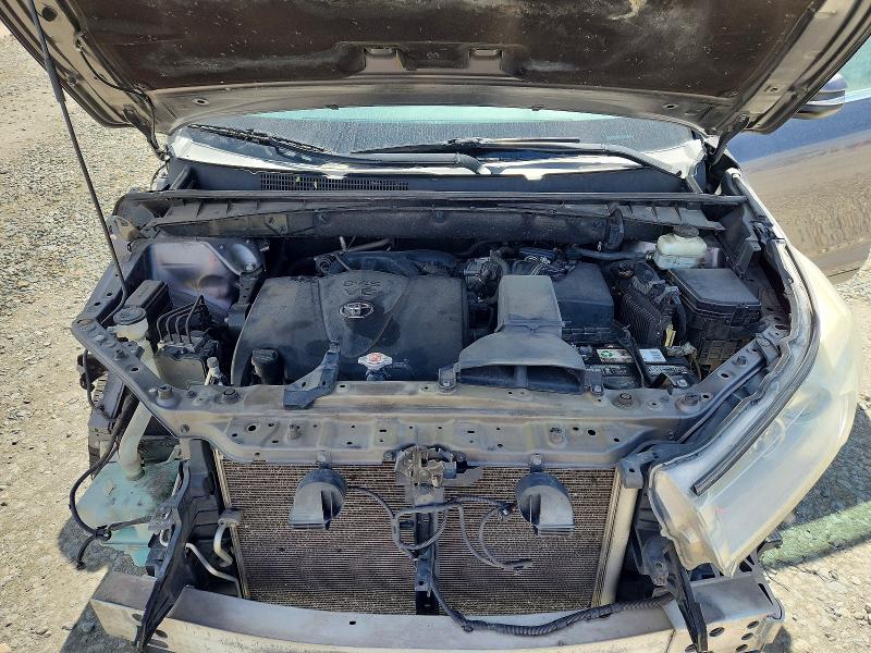54812796 :رقم المزاد ، 5TDBZRFH7KS971187 vin ، 2019 Toyota Highlander مزاد بيع