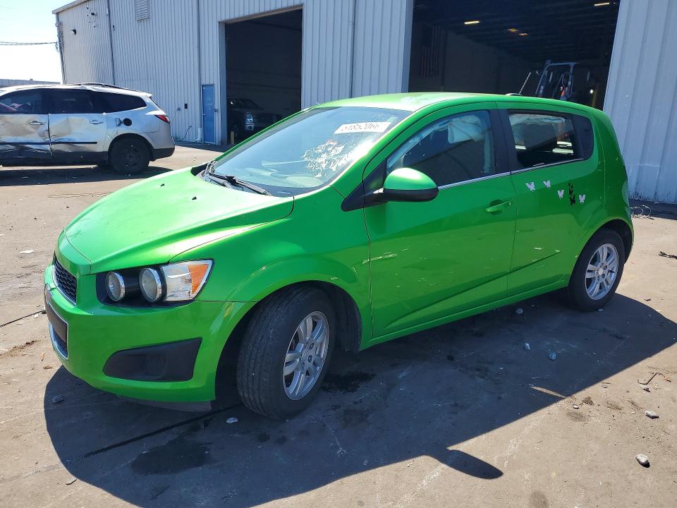 51852066 :رقم المزاد ، 1G1JC6SH3G4162878 vin ، 2016 Chevrolet Sonic مزاد بيع