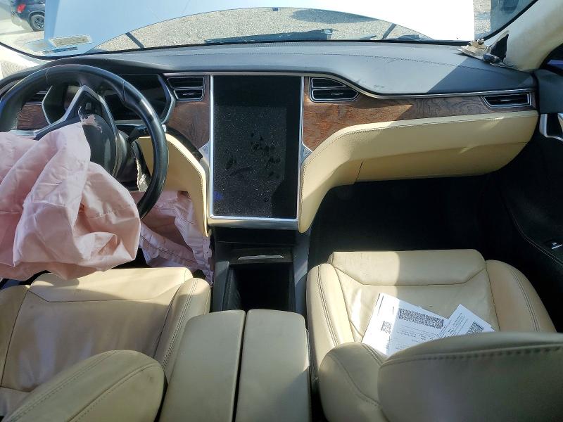 2017 Tesla Model S მანქანა იყიდება აუქციონზე, vin: 5YJSA1E18HF199213, აუქციონის ნომერი: 55096206