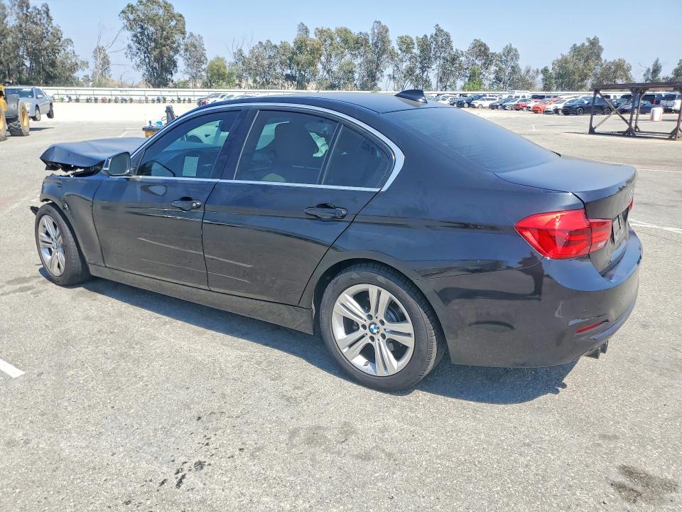 53287526 :رقم المزاد ، WBA8B9G50HNU09565 vin ، 2017 Bmw 330 مزاد بيع