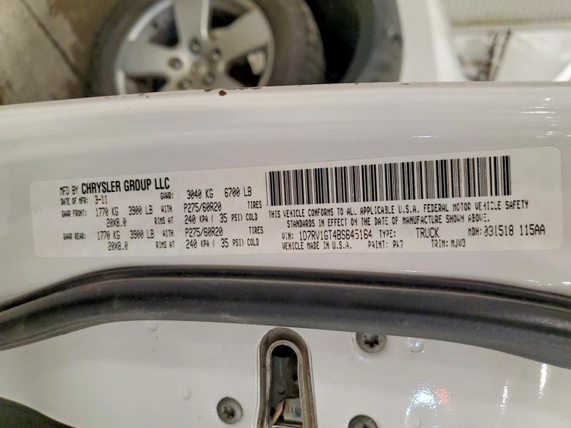 53320326 :رقم المزاد ، 1D7RV1GT4BS645164 vin ، 2011 Dodge Ram 1500 مزاد بيع