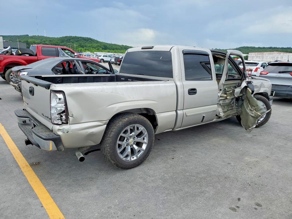2005 Chevrolet Silverado მანქანა იყიდება აუქციონზე, vin: 2GCEC13T851229935, აუქციონის ნომერი: 53446406