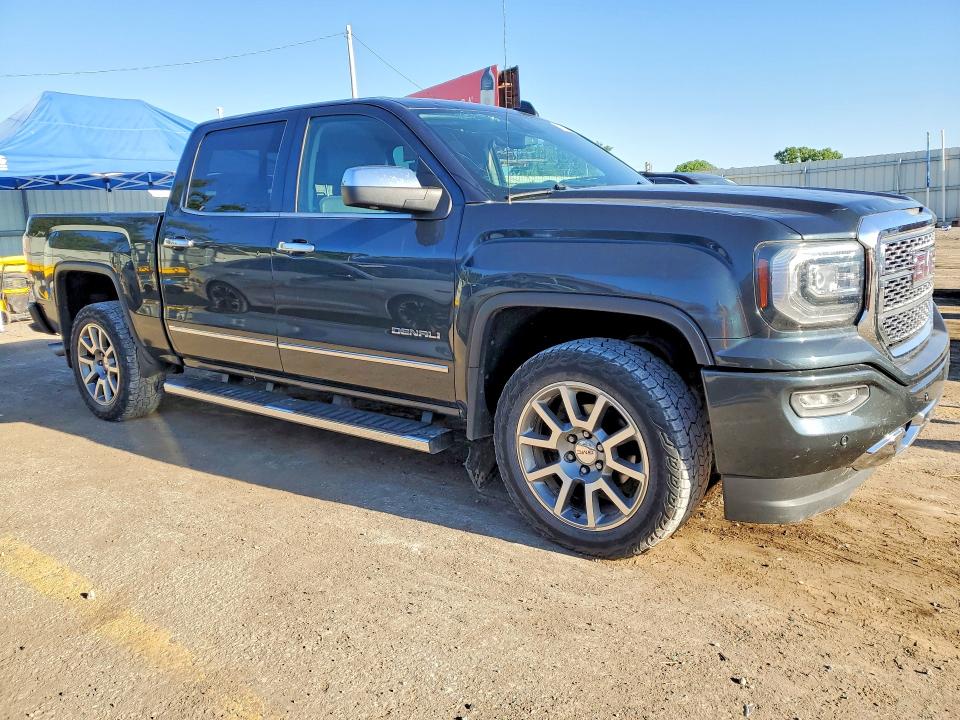 51909736 :رقم المزاد ، 3GTU2PEC4JG339087 vin ، 2018 Gmc Sierra مزاد بيع