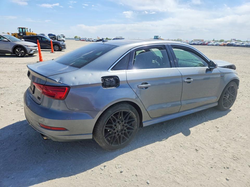 2018 Audi A3 მანქანა იყიდება აუქციონზე, vin: WAUJ8GFF6J1080124, აუქციონის ნომერი: 53445656